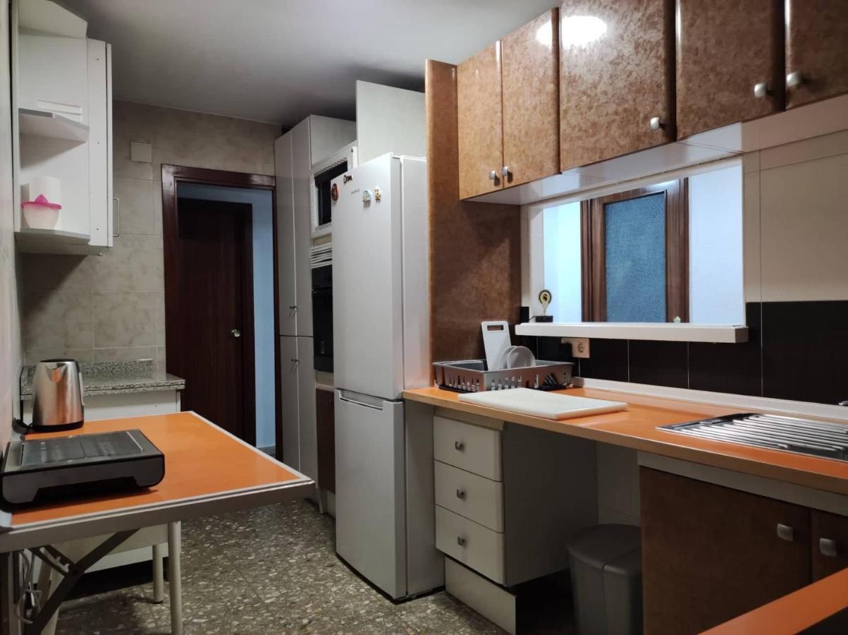 35-3- Комната В Квартире Для Семьи От 1 До 4 Человек В Центре Аликанте Alicante Exterior photo
